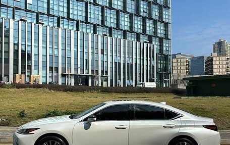 Lexus ES VII, 2020 год, 3 100 000 рублей, 4 фотография