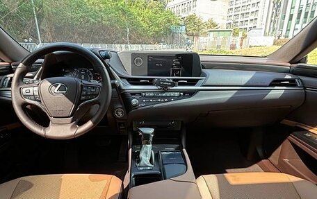 Lexus ES VII, 2020 год, 3 100 000 рублей, 10 фотография