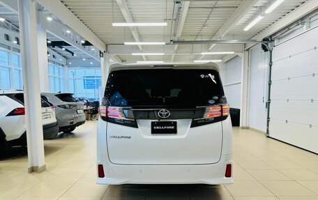 Toyota Vellfire II, 2017 год, 4 149 000 рублей, 5 фотография