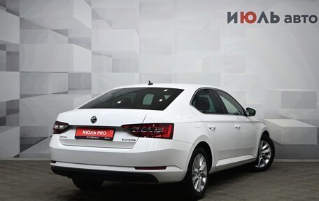 Skoda Superb III рестайлинг, 2016 год, 2 250 000 рублей, 8 фотография