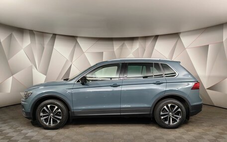 Volkswagen Tiguan II, 2019 год, 2 375 000 рублей, 5 фотография