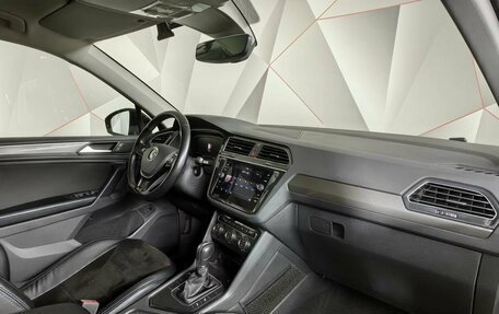 Volkswagen Tiguan II, 2019 год, 2 375 000 рублей, 9 фотография