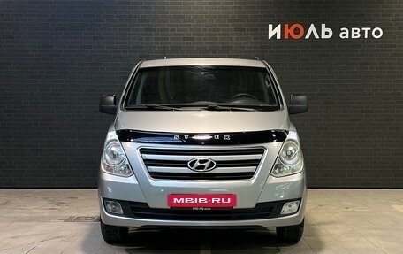 Hyundai H-1 II рестайлинг, 2014 год, 1 442 000 рублей, 2 фотография