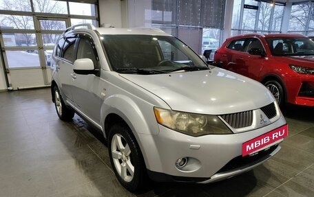 Mitsubishi Outlander III рестайлинг 3, 2007 год, 1 099 000 рублей, 3 фотография