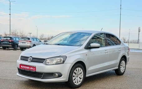 Volkswagen Polo VI (EU Market), 2013 год, 820 000 рублей, 1 фотография