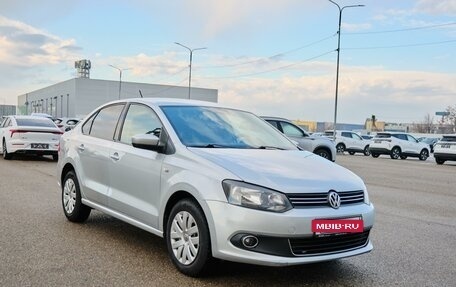 Volkswagen Polo VI (EU Market), 2013 год, 820 000 рублей, 3 фотография