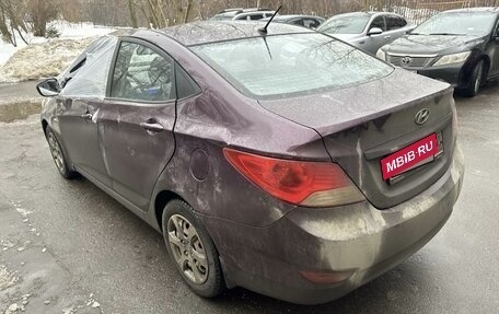 Hyundai Solaris II рестайлинг, 2012 год, 400 000 рублей, 2 фотография