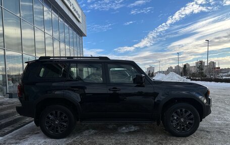 Toyota Land Cruiser Prado, 2024 год, 12 799 000 рублей, 6 фотография