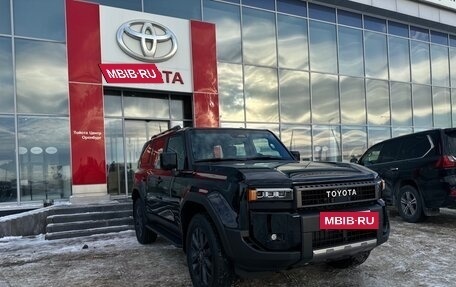 Toyota Land Cruiser Prado, 2024 год, 12 799 000 рублей, 7 фотография