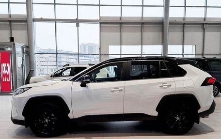 Toyota RAV4, 2021 год, 4 100 000 рублей, 8 фотография