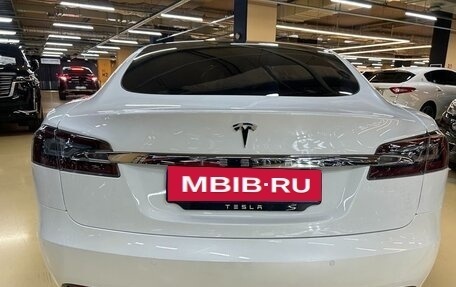 Tesla Model S I, 2022 год, 5 300 222 рублей, 14 фотография