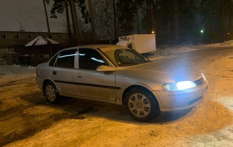 Opel Vectra B рестайлинг, 1997 год, 290 000 рублей, 3 фотография