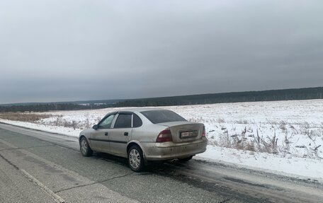 Opel Vectra B рестайлинг, 1997 год, 290 000 рублей, 6 фотография