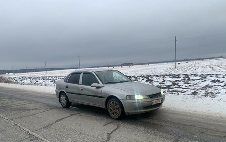 Opel Vectra B рестайлинг, 1997 год, 290 000 рублей, 14 фотография