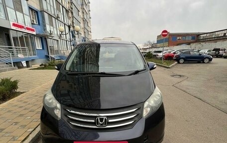 Honda Freed I, 2011 год, 1 000 000 рублей, 16 фотография