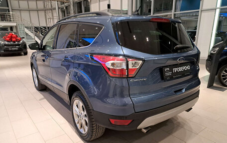 Ford Escape III, 2018 год, 1 590 000 рублей, 8 фотография