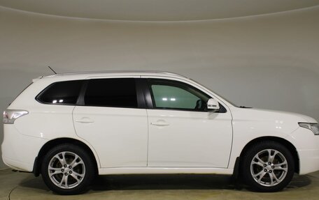 Mitsubishi Outlander III рестайлинг 3, 2012 год, 1 450 000 рублей, 4 фотография