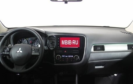 Mitsubishi Outlander III рестайлинг 3, 2012 год, 1 450 000 рублей, 10 фотография