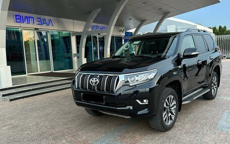 Toyota Land Cruiser Prado 150 рестайлинг 2, 2022 год, 7 800 000 рублей, 3 фотография