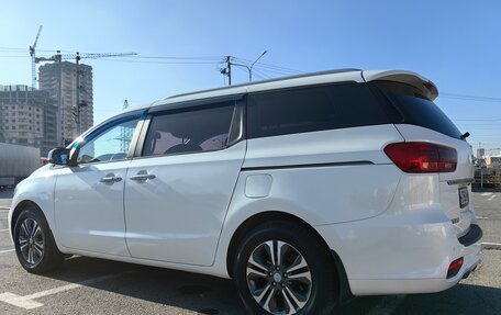 KIA Carnival III, 2019 год, 2 850 000 рублей, 12 фотография