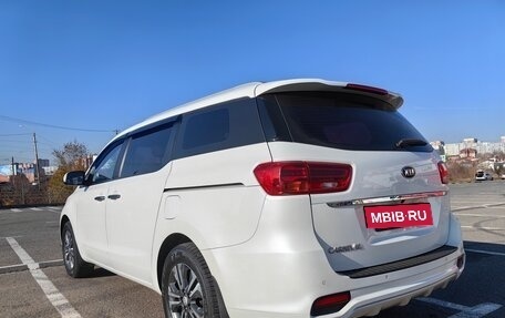 KIA Carnival III, 2019 год, 2 850 000 рублей, 5 фотография