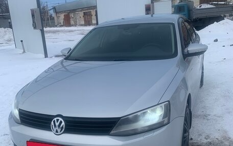 Volkswagen Jetta VI, 2014 год, 1 300 000 рублей, 3 фотография