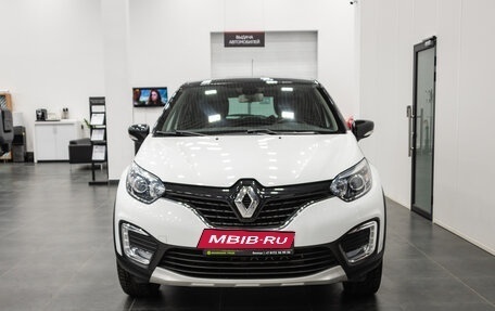 Renault Kaptur I рестайлинг, 2017 год, 1 700 000 рублей, 2 фотография