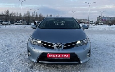 Toyota Auris II, 2013 год, 1 350 000 рублей, 1 фотография