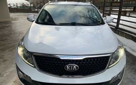 KIA Sportage III, 2014 год, 1 570 000 рублей, 2 фотография