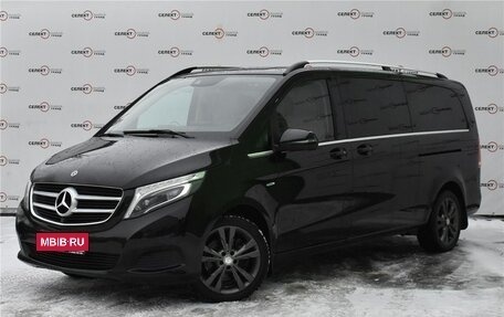 Mercedes-Benz V-Класс, 2017 год, 5 600 000 рублей, 1 фотография