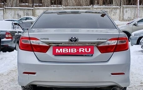 Toyota Camry, 2011 год, 1 550 000 рублей, 4 фотография