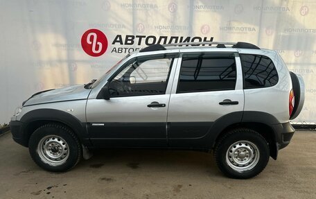 Chevrolet Niva I рестайлинг, 2011 год, 480 000 рублей, 2 фотография