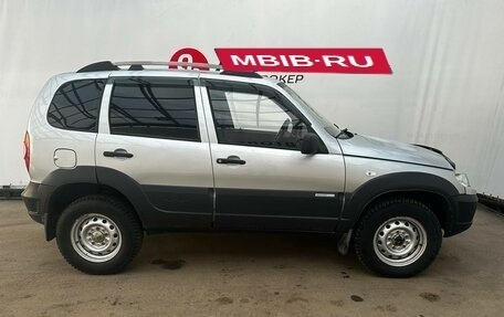 Chevrolet Niva I рестайлинг, 2011 год, 480 000 рублей, 6 фотография