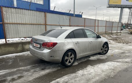 Chevrolet Cruze II, 2010 год, 750 000 рублей, 9 фотография