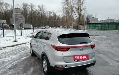 KIA Sportage IV рестайлинг, 2018 год, 2 000 000 рублей, 11 фотография