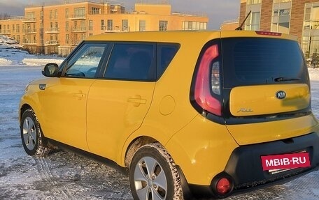 KIA Soul II рестайлинг, 2015 год, 1 250 000 рублей, 3 фотография