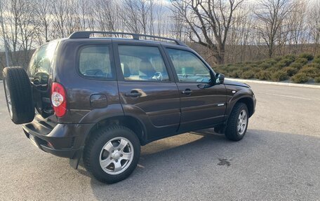 Chevrolet Niva I рестайлинг, 2011 год, 550 000 рублей, 2 фотография