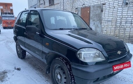 Chevrolet Niva I рестайлинг, 2004 год, 275 000 рублей, 2 фотография