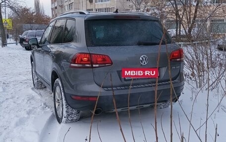 Volkswagen Touareg III, 2011 год, 2 350 000 рублей, 12 фотография