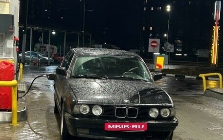 BMW 5 серия, 1988 год, 350 000 рублей, 3 фотография