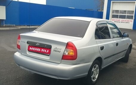 Hyundai Accent II, 2010 год, 700 000 рублей, 1 фотография