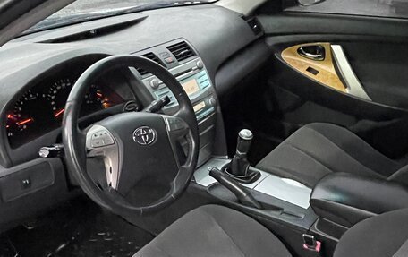 Toyota Camry, 2006 год, 1 000 000 рублей, 8 фотография