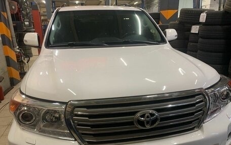 Toyota Land Cruiser 200, 2012 год, 3 910 000 рублей, 1 фотография