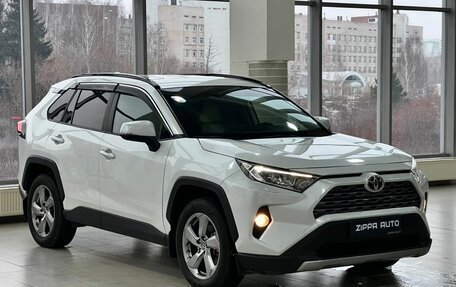 Toyota RAV4, 2021 год, 4 649 000 рублей, 1 фотография