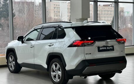 Toyota RAV4, 2021 год, 4 649 000 рублей, 6 фотография