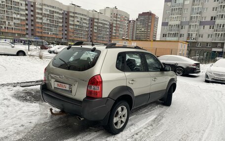 Hyundai Tucson III, 2006 год, 810 000 рублей, 8 фотография