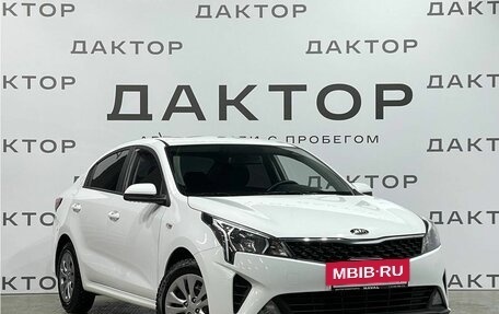 KIA Rio IV, 2021 год, 1 675 000 рублей, 3 фотография