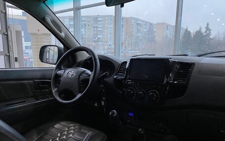 Toyota Hilux VII, 2013 год, 2 349 000 рублей, 9 фотография