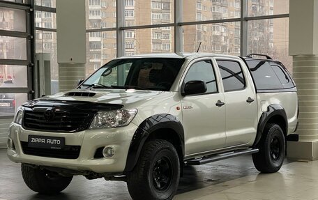 Toyota Hilux VII, 2013 год, 2 349 000 рублей, 3 фотография