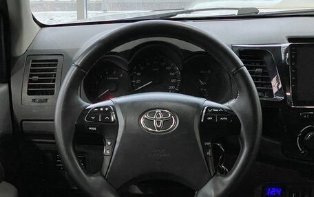 Toyota Hilux VII, 2013 год, 2 349 000 рублей, 12 фотография